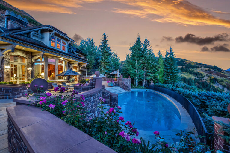 2137 Red Mountain Road